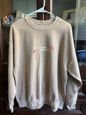 PacSun Beige Crewneck Sweatshirt with Pink Accent